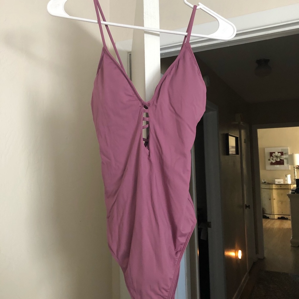 O’Neil one piece bathing suit Small